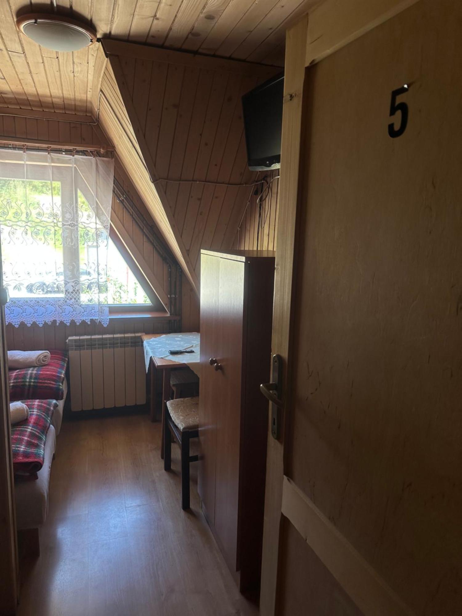 Pokoje Goscinne U Zofii Bukowina Tatrzańska Exteriör bild